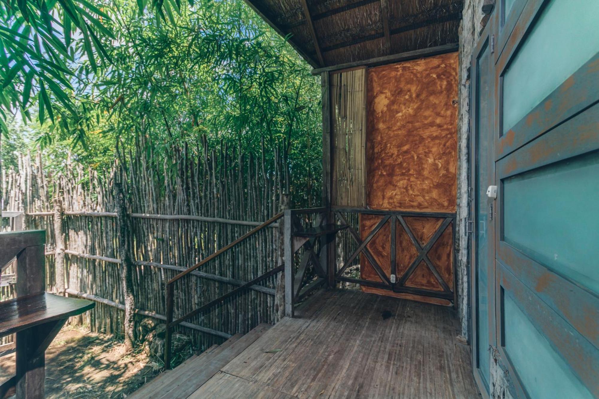 Embajada Universal By La Eufemia Group Huay Pix Buitenkant foto