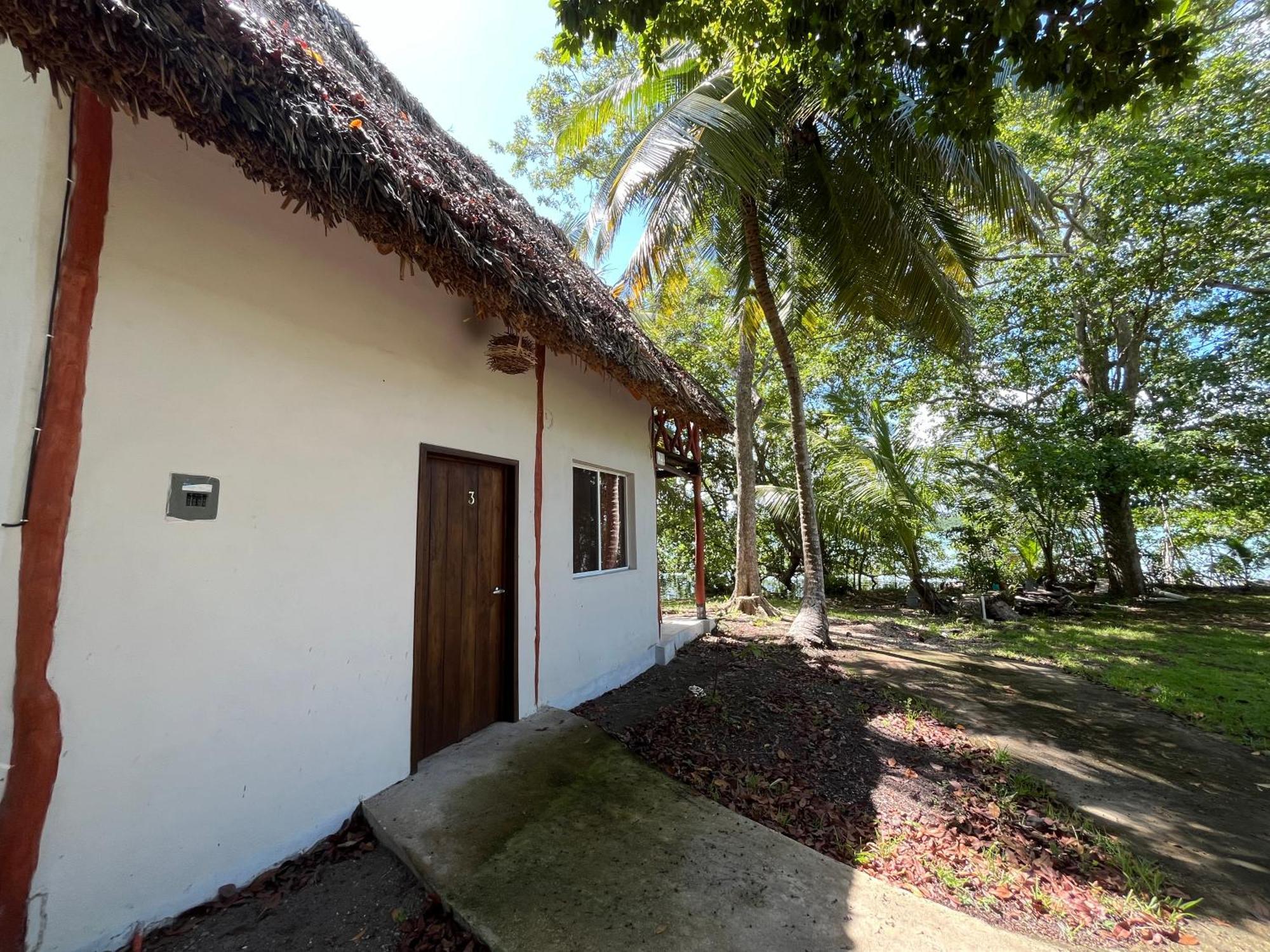 Embajada Universal By La Eufemia Group Huay Pix Buitenkant foto